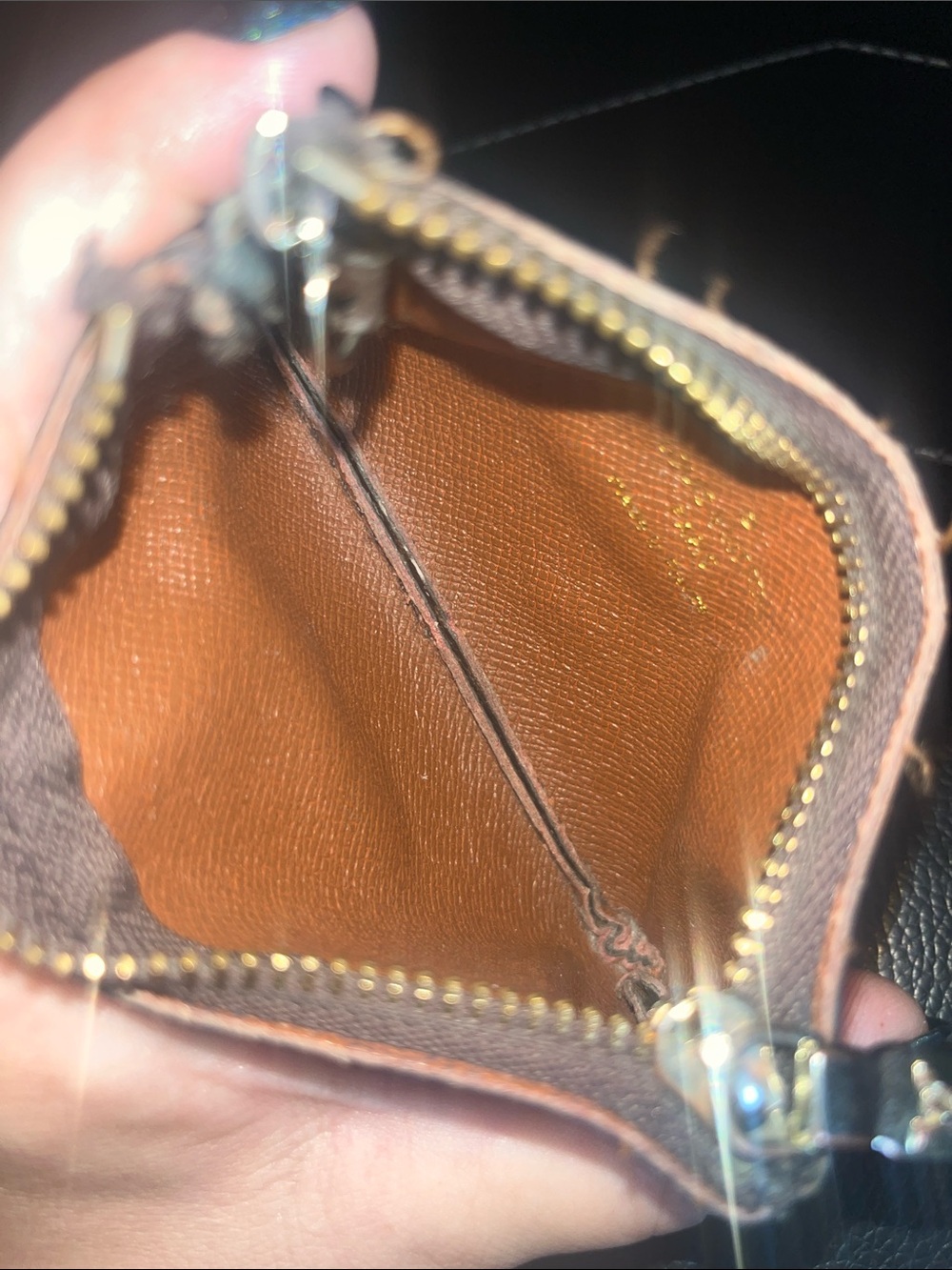 Louis Vuitton Key Pouch - Picture 6 of 8